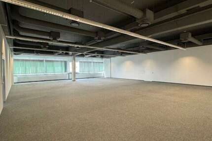 Büro in Leinfelden-Echterdingen 4.658,85 € 609 m² zimmer