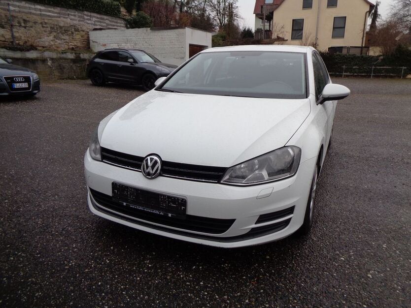 VW Golf 113.000 km 7.690 € Stuttgart 70469