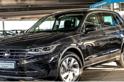 VW Tiguan 24.874 km 31.930 &euro; Stuttgart-Wangen 70188