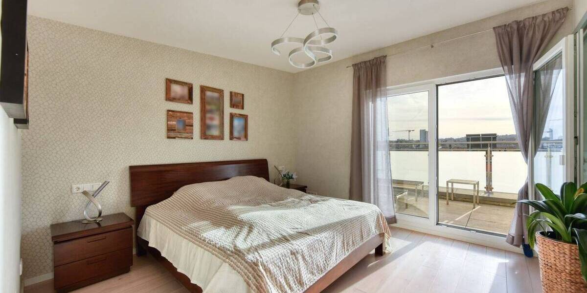 +++ 1-Fam.-DHH mit Garage, Stellplatz & Sauna - teilmöbliert inkl. EBK - ruhig, grün, gehoben - mind. 2 & max. 3 Jah... 5 zimmer