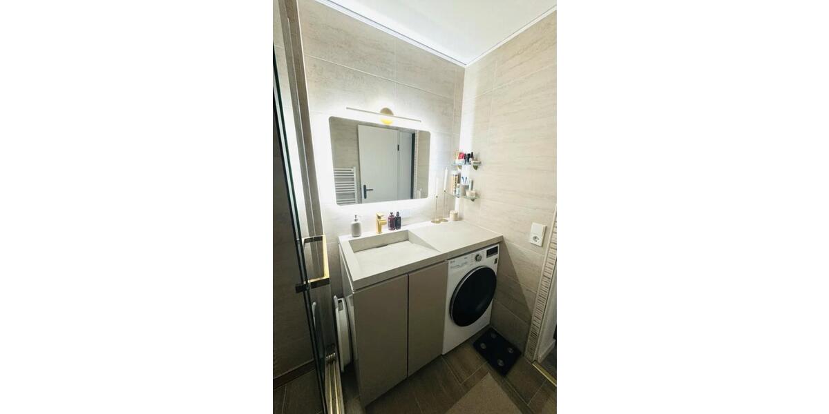 Mehrfamilienhaus, Wohnhaus Sindelfingen Sindelfingen (Stadt) - 3.5 Zimmer, 89 m&sup2;, 390.000&euro; | Angebot:25085453