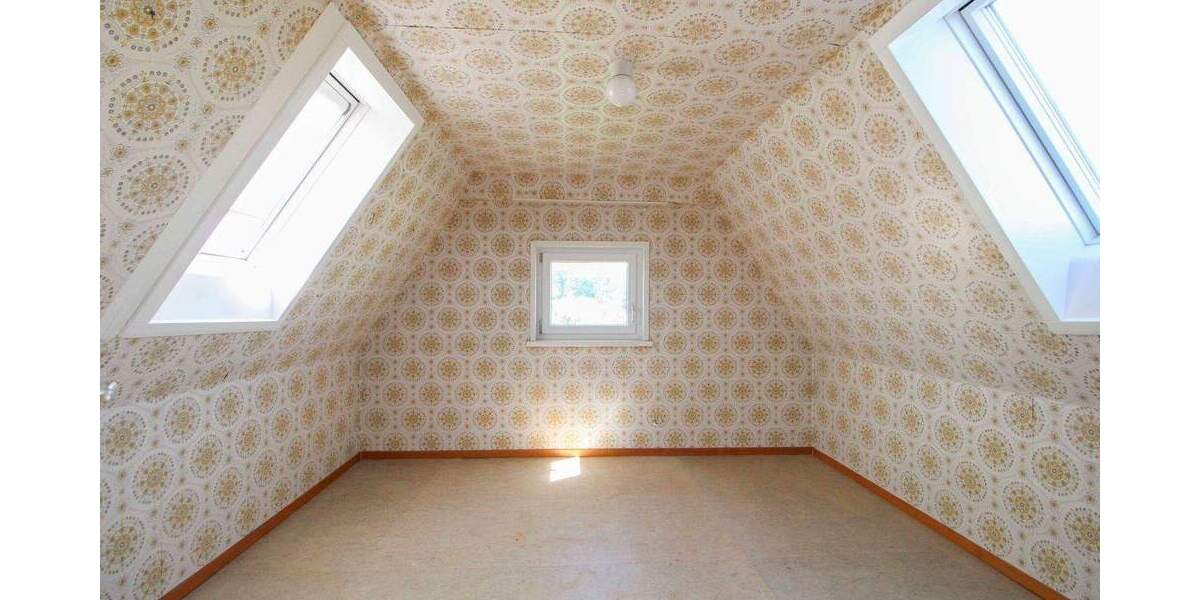 Mehrfamilienhaus, Wohnhaus Stuttgart Botnang - 9 Zimmer, 204 m&sup2;, 1.200.000&euro; | Angebot:25043366