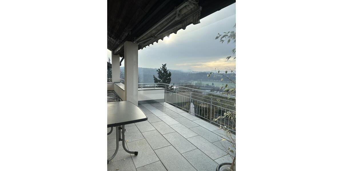 Erdgeschoßwohnung Plochingen - 3 Zimmer, 126 m&sup2;, 1.500&euro; | Angebot:25158599