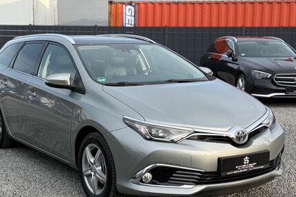 Toyota Auris 112.000 km 10.999 &euro; Sachsenheim 74343