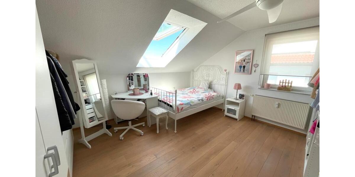Dachgeschoßwohnung Benningen am Neckar - 4.5 Zimmer, 109 m&sup2;, 489.000&euro; | Angebot:26994784