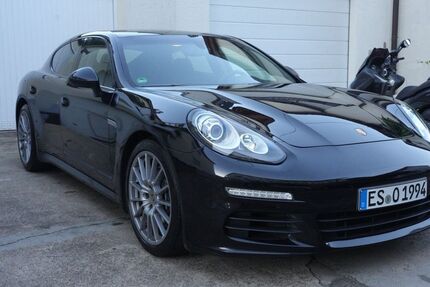 Porsche Panamera 220.000 km 32.950 &euro; Ostfildern 73760