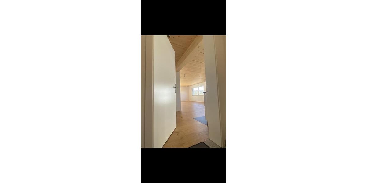Erdgeschoßwohnung Backnang - 3 Zimmer, 95 m&sup2;, 1.385&euro; | Angebot:26088252