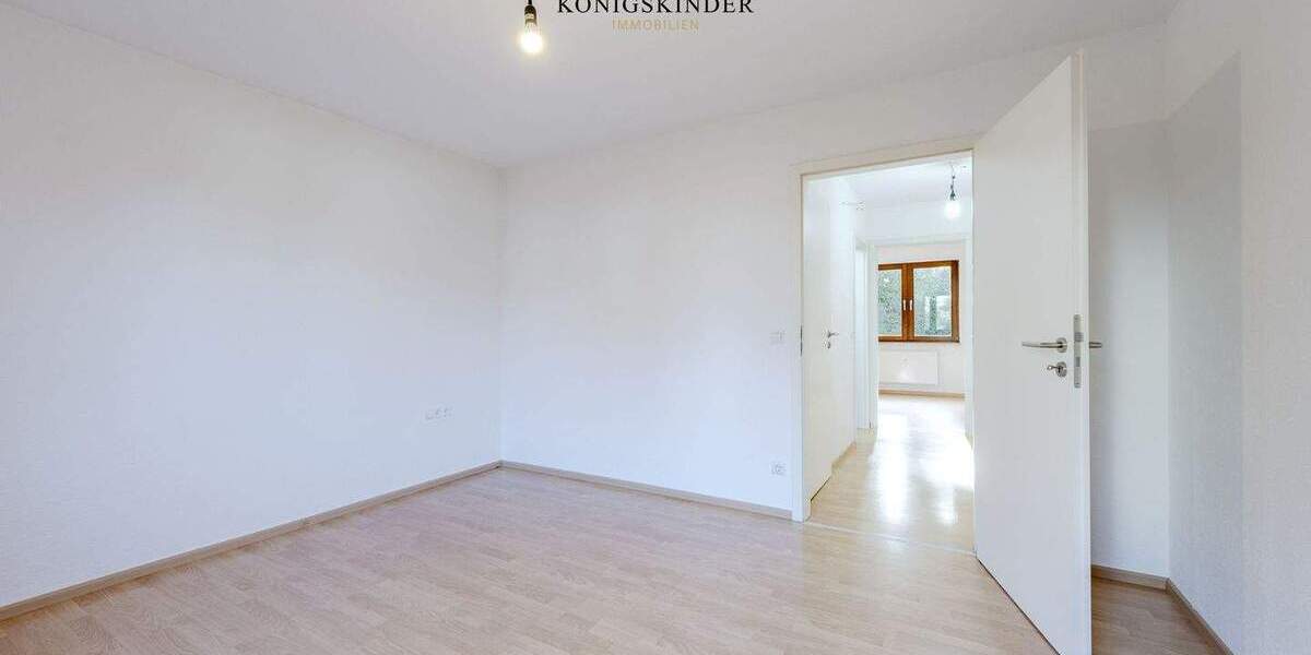 Etagenwohnung Stuttgart / Obertürkheim Obertürkheim - 3 Zimmer, 84 m&sup2;, 339.000&euro; | Angebot:24990109
