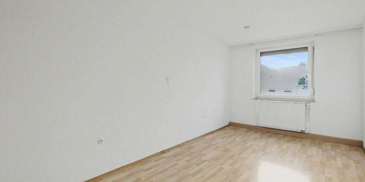 Etagenwohnung Stuttgart Rot - 2 Zimmer, 56 m&sup2;, 160.000&euro; | Angebot:25339702