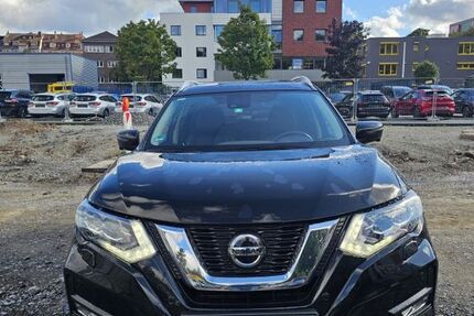 Nissan X-Trail 88.555 km 17.500 &euro; Stuttgart 70376