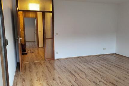 Wohnung Sindelfingen - 3.5 Zimmer, 80 m&sup2;, 379.000&euro; | Angebot:25297985
