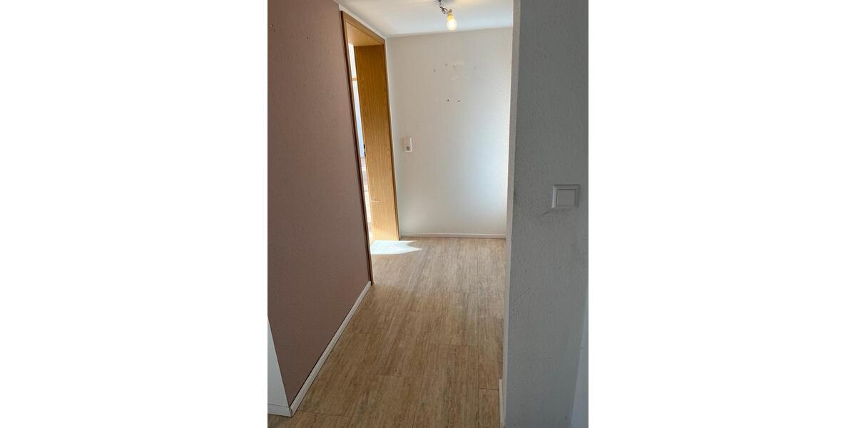 Erdgeschoßwohnung Tübingen - 3 Zimmer, 76 m&sup2;, 1.150&euro; | Angebot:25269536