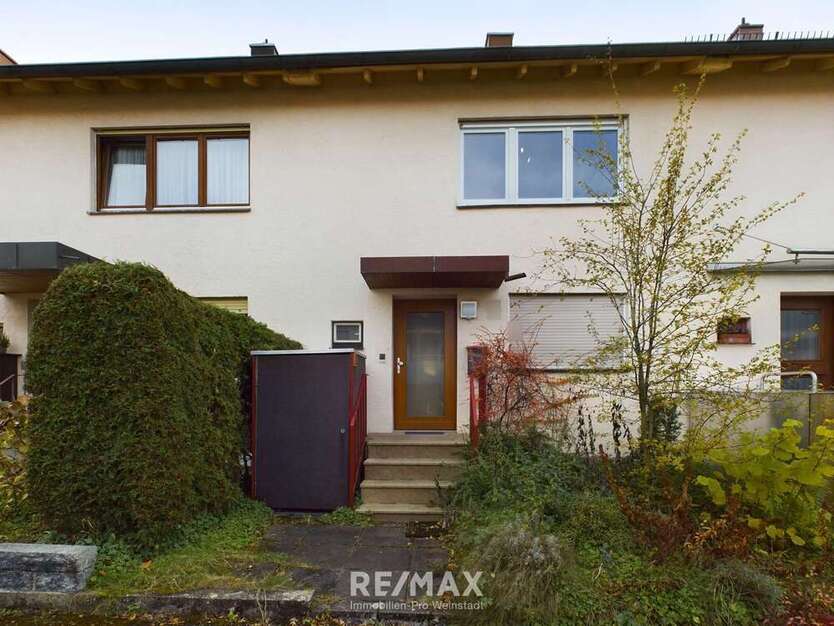 Haus zum Kaufen in Weinstadt 390.000 € 114.23 m²