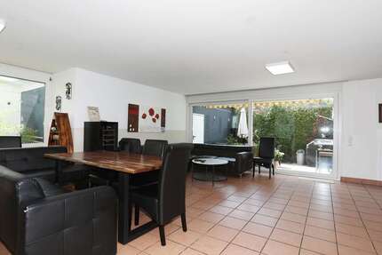 Haus zum Mieten in Markgröningen 1.700 € 145.46 m² 6 zimmer