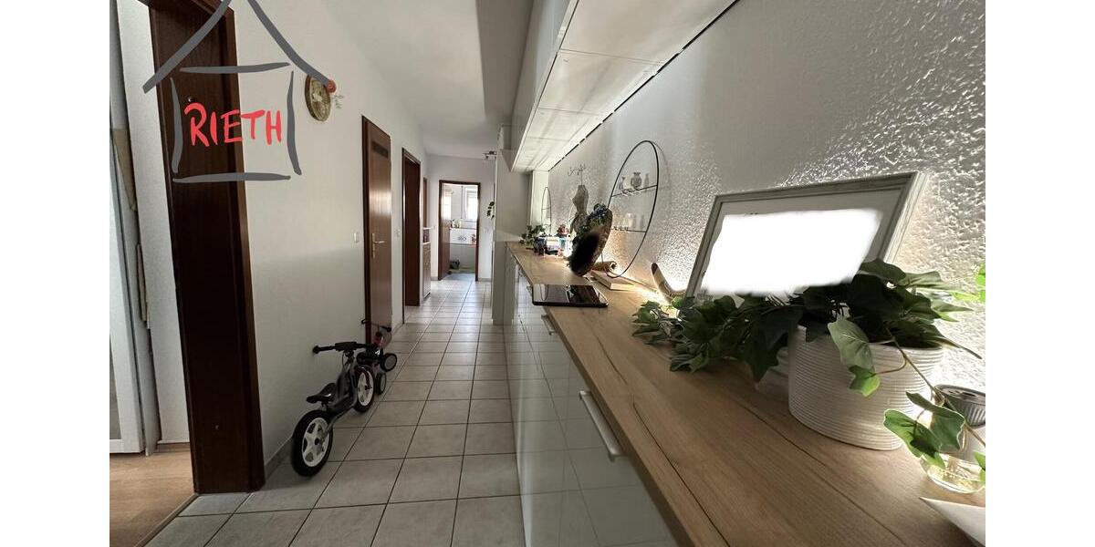 Etagenwohnung Tamm - 3.5 Zimmer, 96 m&sup2;, 1.100&euro; | Angebot:24381045