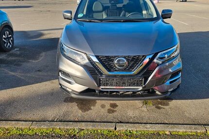 Nissan Qashqai 32.500 km 18.999 &euro; Stuttgart 70376