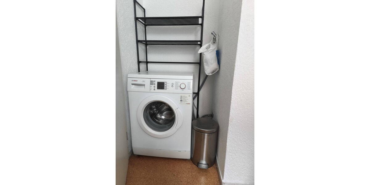 Etagenwohnung Stuttgart Süd - 2 Zimmer, 42 m&sup2;, 275.000&euro; | Angebot:26080177