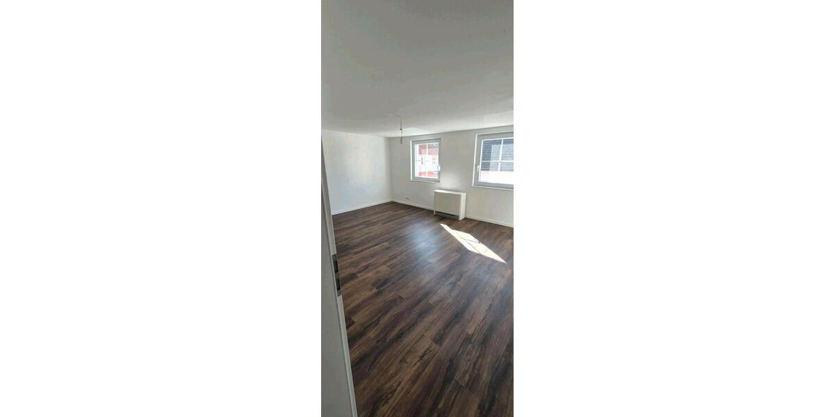 Etagenwohnung Aidlingen - 6 Zimmer, 82 m&sup2;, 1.700&euro; | Angebot:26336086