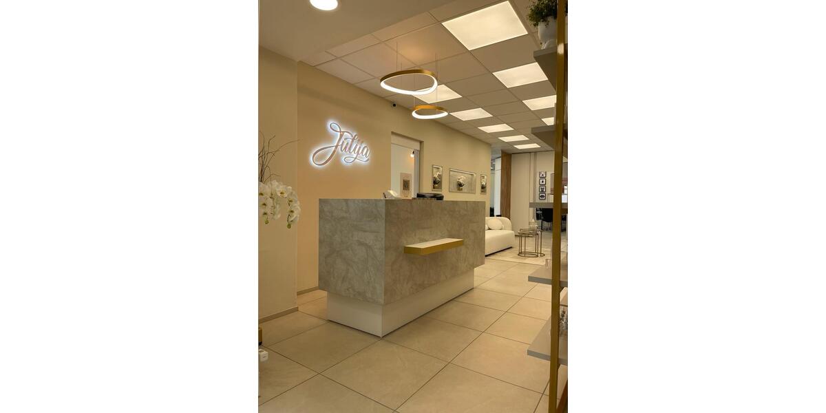 Nagelraum zu Vermieten im modernen Beauty Studio zimmer