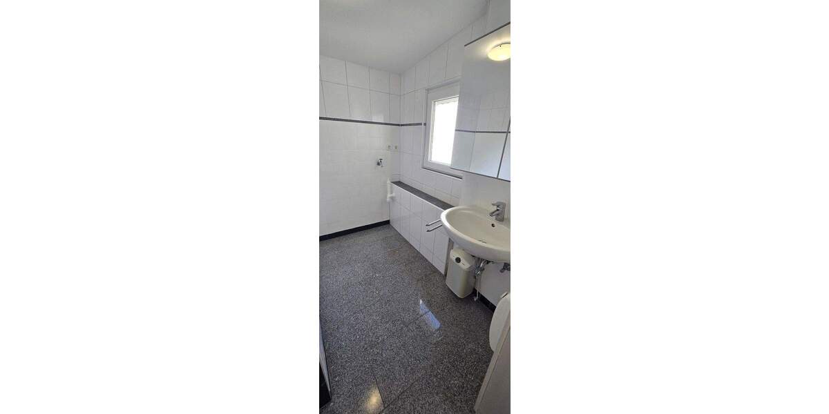Etagenwohnung Wendlingen - 3 Zimmer, 66 m&sup2;, 825&euro; | Angebot:25732265