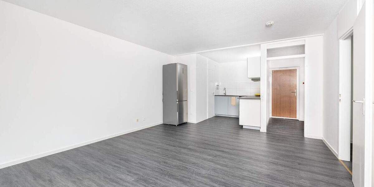 Helle 1,5-Zimmer-Wohnung mit Balkon und Stellplatz 1 zimmer