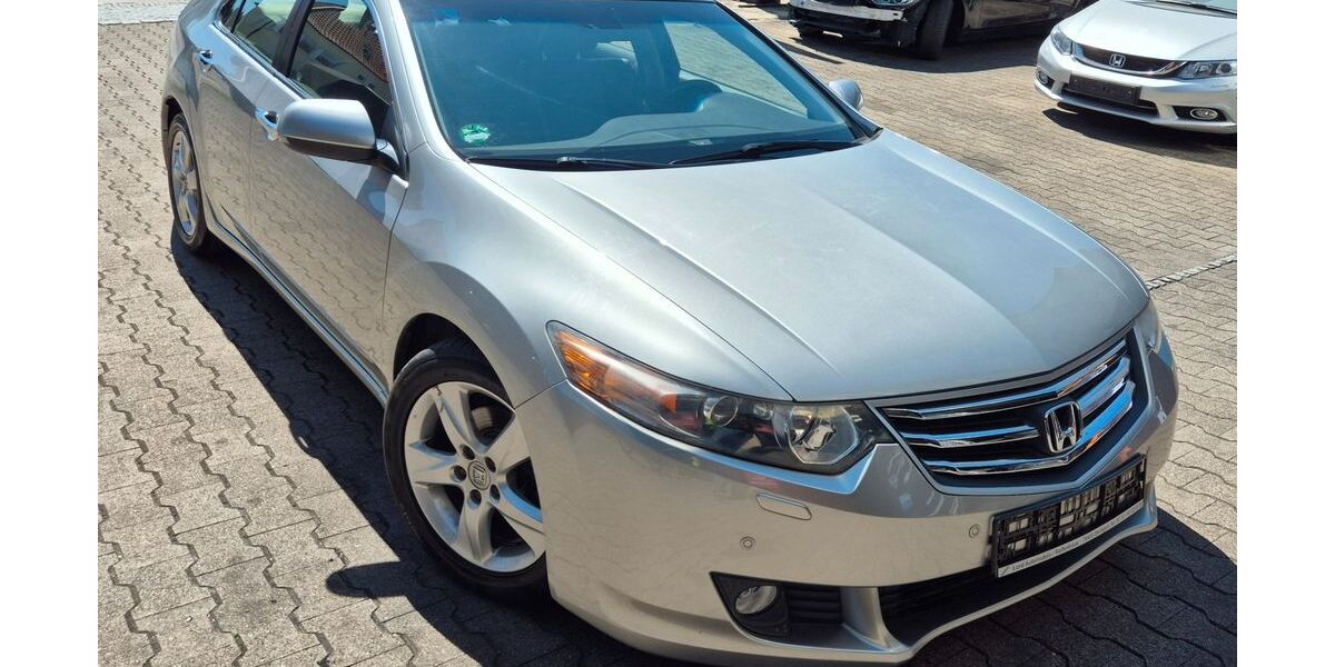 Honda Accord 86.850 km 9.999 &euro; Stuttgart 70435