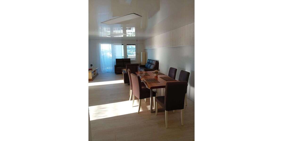 Etagenwohnung Leonberg - 5 Zimmer, 135 m&sup2;, 1.850&euro; | Angebot:25277138