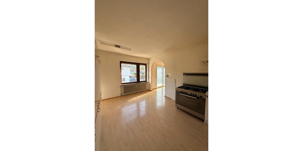 Etagenwohnung Stuttgart Lehen - 3 Zimmer, 77 m&sup2;, 800&euro; | Angebot:26561070