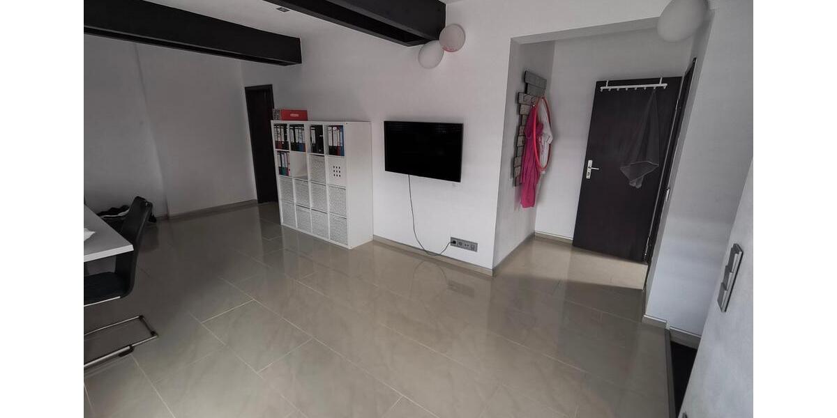 Einfamilienhaus Ebersbach an der Fils - 8 Zimmer, 214 m&sup2;, 795.000&euro; | Angebot:27165341