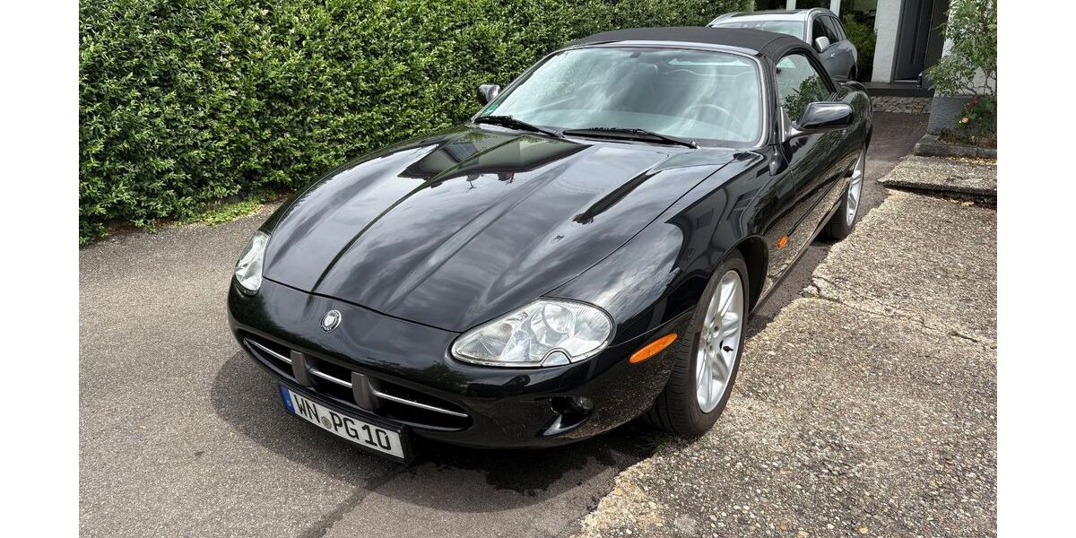 Jaguar XK8 120.000 km 17.900 &euro; Fellbach 70734