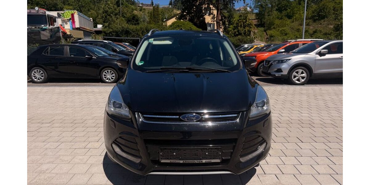 Ford Kuga 164.000 km 9.899 &euro; Stuttgart 70376