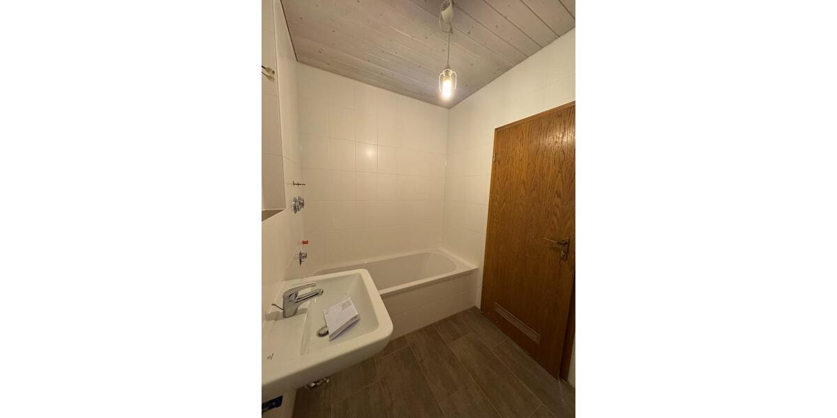 Erdgeschoßwohnung Pliezhausen - 3 Zimmer, 87 m&sup2;, 333.000&euro; | Angebot:25717280