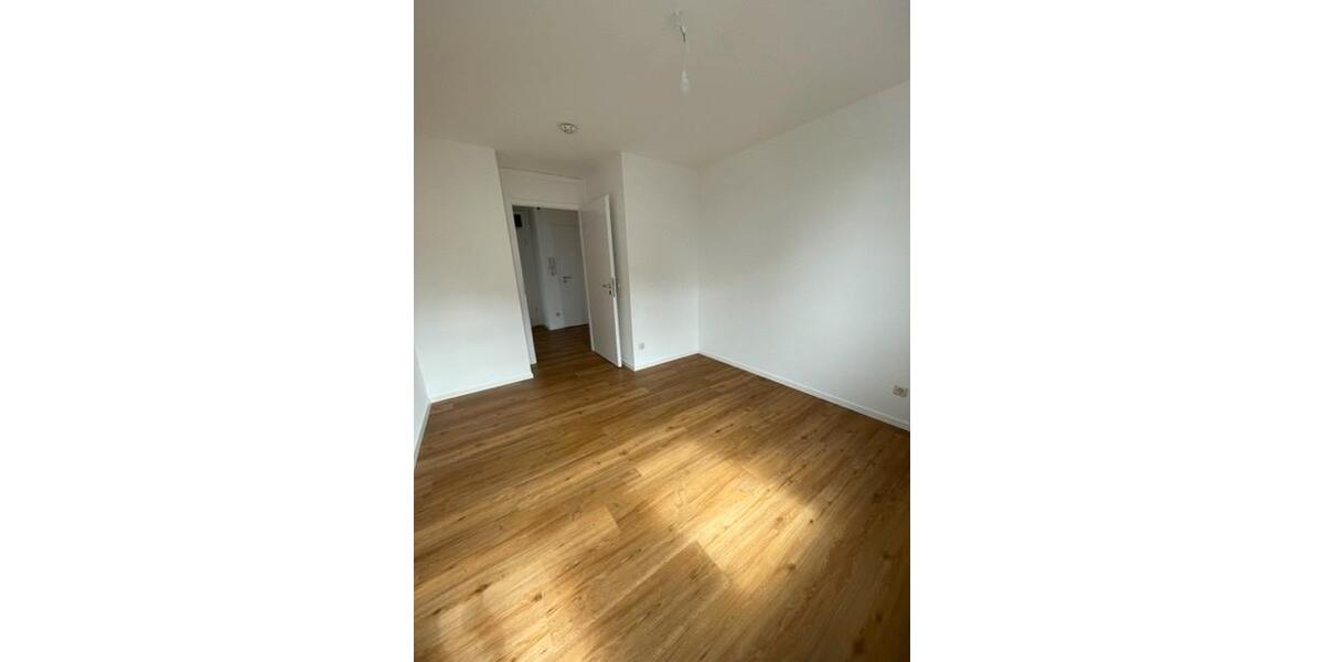 Etagenwohnung Esslingen am Neckar Hegensberg - 3 Zimmer, 73 m&sup2;, 807&euro; | Angebot:26166023