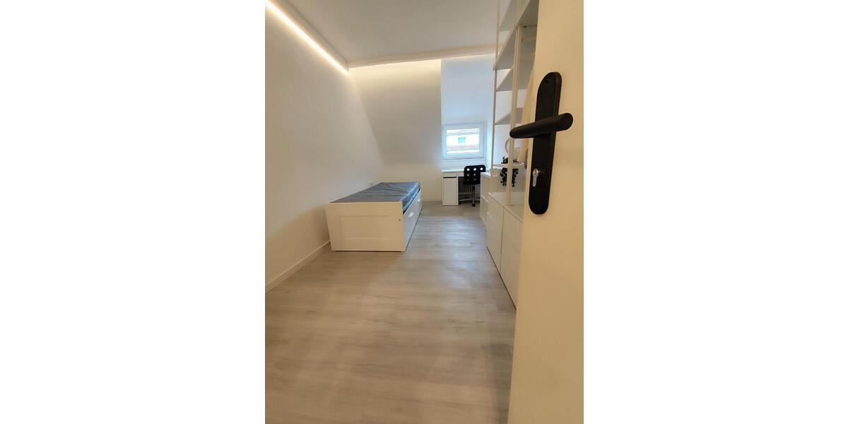 Etagenwohnung Stuttgart Stuttgart-Ost - 1 Zimmer, 13 m&sup2;, 520&euro; | Angebot:26637111