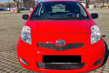 Toyota Yaris 146.536 km 1.825 &euro; Stuttgart 70329