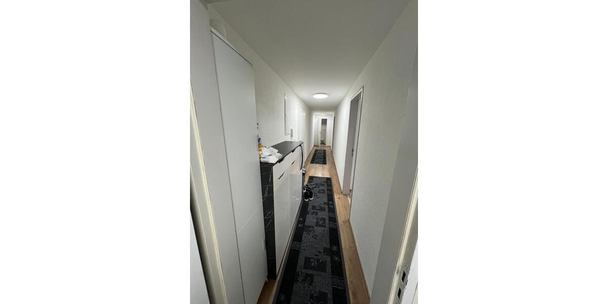 Etagenwohnung Wernau (Neckar) - 3 Zimmer, 80 m&sup2;, 1.550&euro; | Angebot:26639113