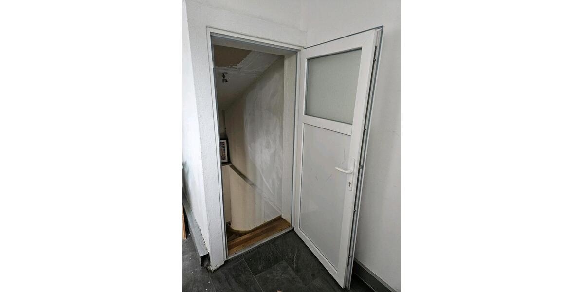 Einfamilienhaus Stuttgart Mühlhausen - 4 Zimmer, 120 m&sup2;, 275.000&euro; | Angebot:26285101