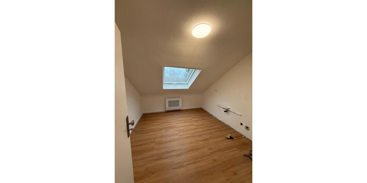 Dachgeschoßwohnung Stuttgart Stuttgart-Nord - 2 Zimmer, 30 m&sup2;, 700&euro; | Angebot:25329920