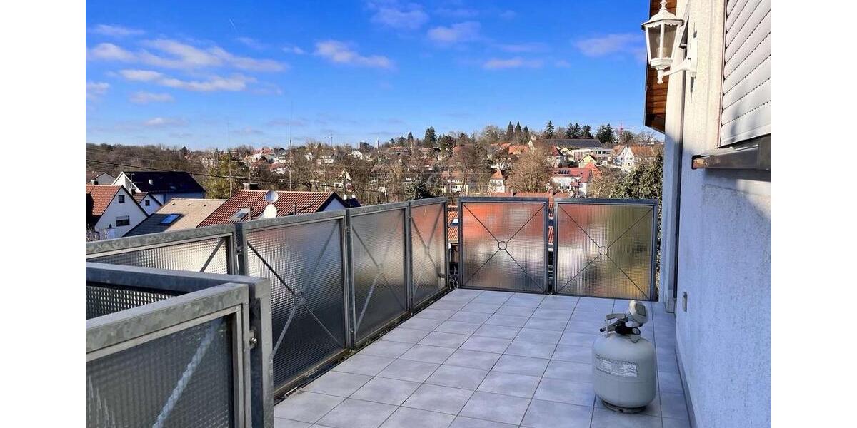 Dachgeschoßwohnung Ostfildern - 3.5 Zimmer, 77 m&sup2;, 1.580&euro; | Angebot:26637748