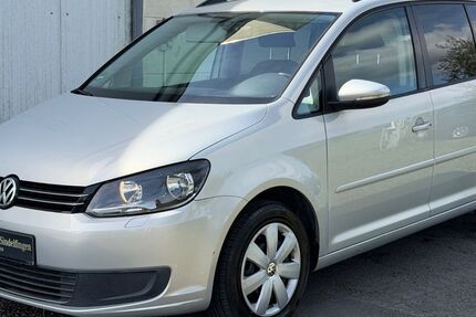 VW Touran 222.000 km 4.950 &euro; Sindelfingen/Stuttgart 71069