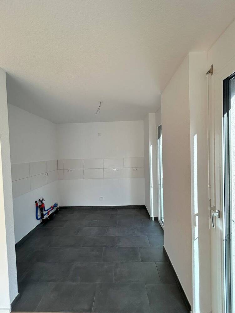 Erstbezug geräumige 4-Zimmer Wohnung