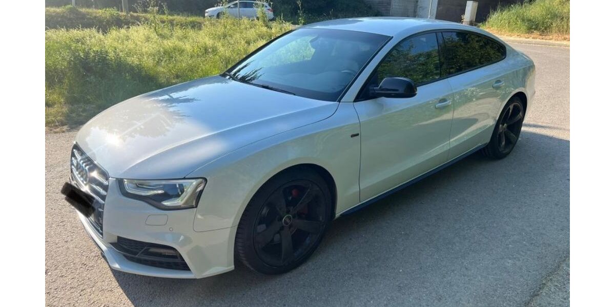 Audi A5 210.000 km 13.499 &euro; Korntal-Münchingen 70825