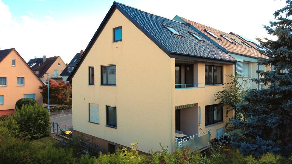 TOP-LAGE REIHENENDHAUS, GROßER GARTEN, GARAGE, KÜ, BAD, GÄSTE-WC,