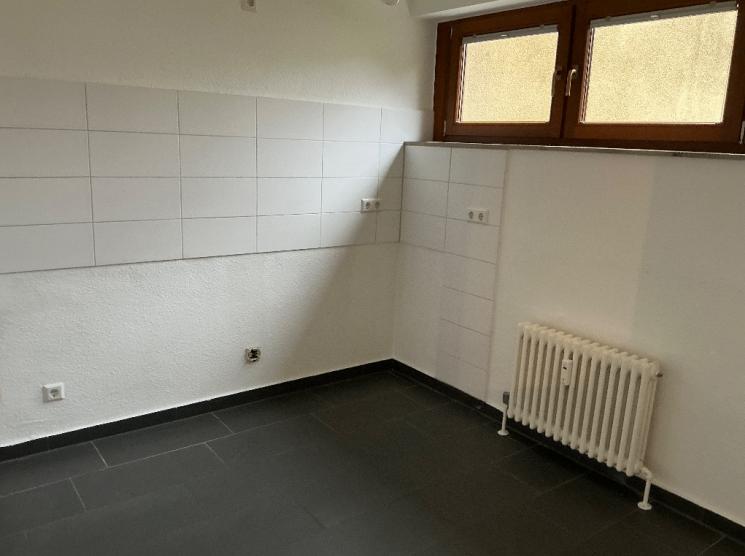 Etagenwohnung Esslingen am Neckar Oberesslingen - 4 Zimmer, 94 m&sup2;, 1.000&euro; | Angebot:24977359