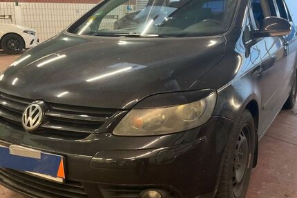 VW Golf 173.400 km 999 &euro; Stuttgart 70437