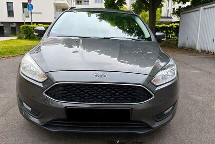 Ford Focus 122.812 km 5.300 &euro; Böblingen 71032