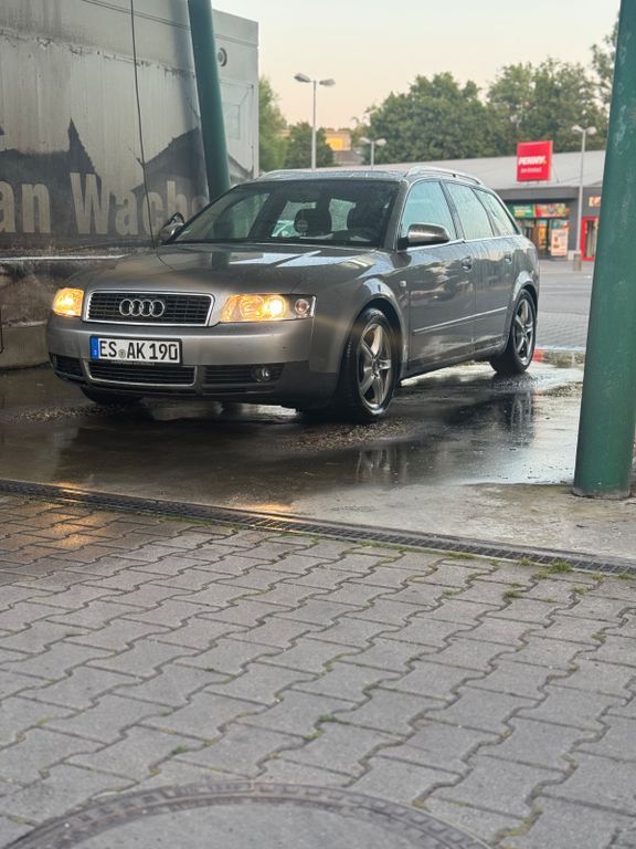 Audi A4 275.000 km 2.500 € Nürtingen 72622