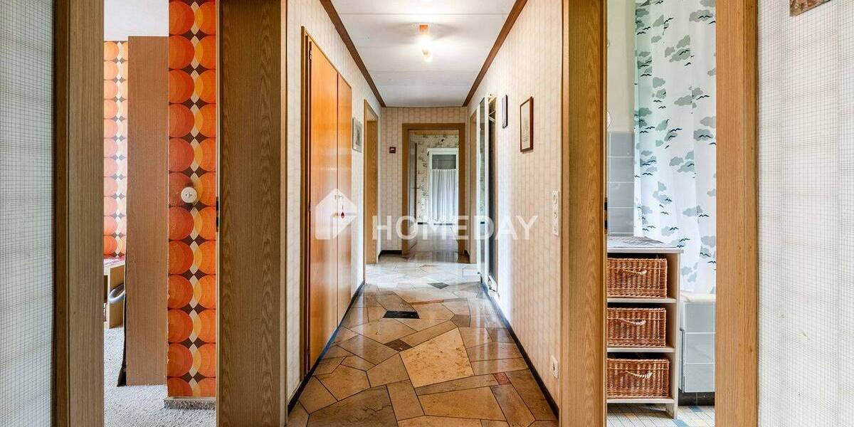 Einfamilienhaus Nürtingen Oberensingen - 7 Zimmer, 179 m&sup2;, 630.000&euro; | Angebot:26868226