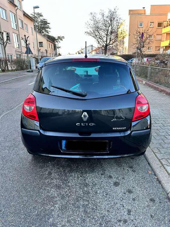 Renault Clio 230.000 km 750 € Gerlingen 70839