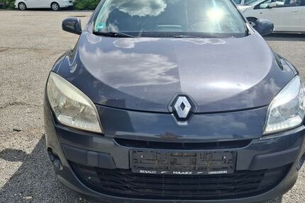 Renault Megane 153.025 km 2.990 &euro; Kernen i. r 71394